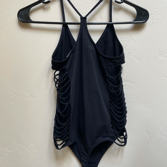 Signature 8 Bodysuit - Picture 2 of 2